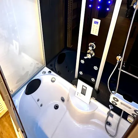 Beefree Whirlpoolsuite34-free Parking & Fast Internet