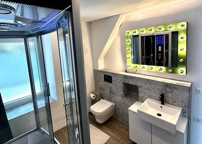 Beefree Whirlpoolsuite34-free Parking & Fast Internet Passau